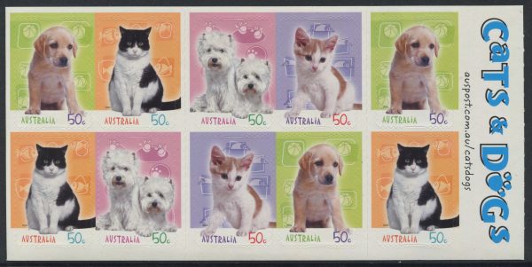 AUSTRALIA - 2004 'CATS & DOGS' Self Adhesive Booklet Mint [E8573]