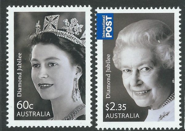 AUSTRALIA - 2012 'QEII DIAMOND JUBILEE' Pair MNH [E6294]