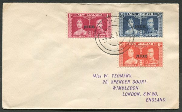 NIUE - 1937 'CORONATION' Set on First Day Cover SG72-74 [C4527]