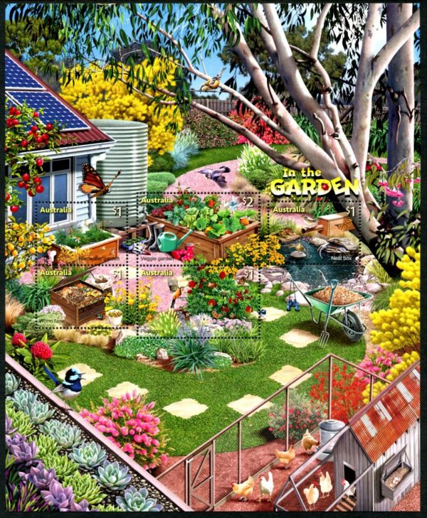 AUSTRALIA - 2019 'IN THE GARDEN' Sheetlet MNH [D7958]