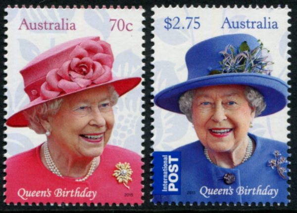 AUSTRALIA - 2015 'QEII BIRTHDAY' Pair MNH [E9034]