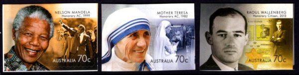 AUSTRALIA - 2015 'HONOURED BY AUSTRALIA' Self Adhesive Set of 3 Mint [D4561]