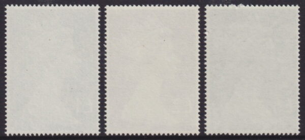 GREAT BRITAIN - 1977 QE2 DEFINITIVES to £5  SG 1026/28 MNH Cv £35 [E9491]