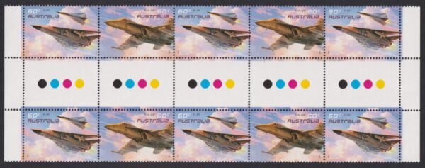 AUSTRALIA - 2011 'AIR FORCE AVIATION' Gutter strip MNH [E7971]