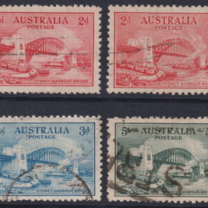 AUSTRALIA - 1932 Set to 5/- GREEN Harbour Bridge  SG 141/43 GU Cv £240 [E8514]