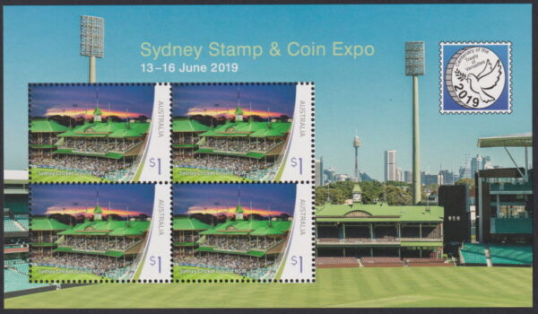 AUSTRALIA - 2019 'AUSTRALIAN STADIUMS' Sydney Stamp & Coin Show Overprint Miniature Sheet MNH [F0309]