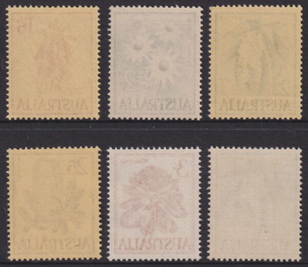 AUSTRALIA - 1959 Flowers Set to 3/- 'WARATAH'  SG 322-326 MNH Cv £14 [F0808]
